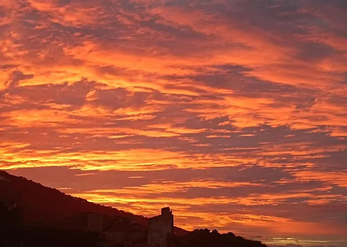 아파트 Sunset View In La Romantica, 1 *